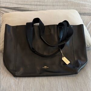Coach Elegant Black Tote Bag